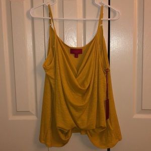 BNWT Jennifer Lopez top can fit x large